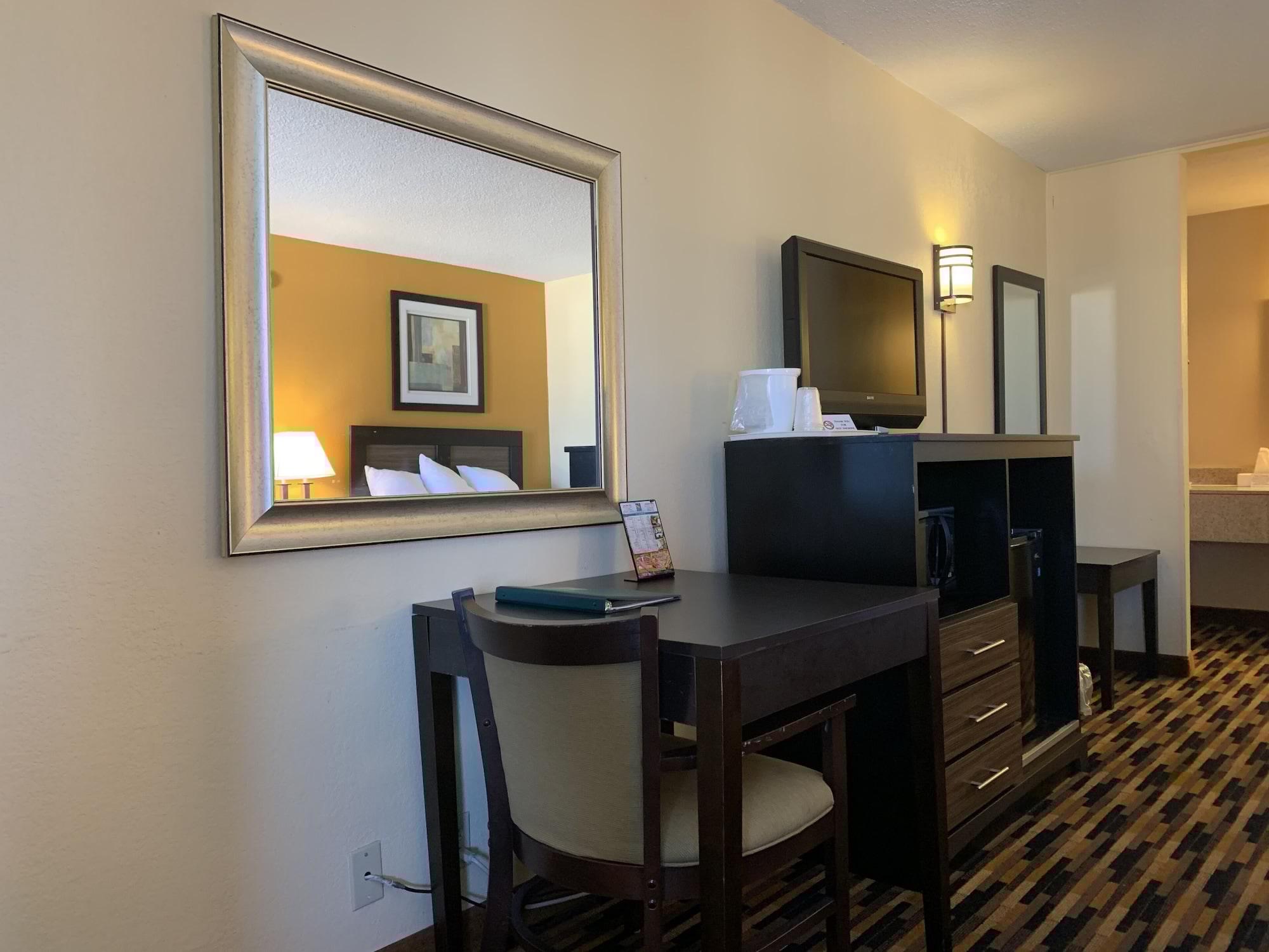 Quality Inn University Area Troy Exterior photo