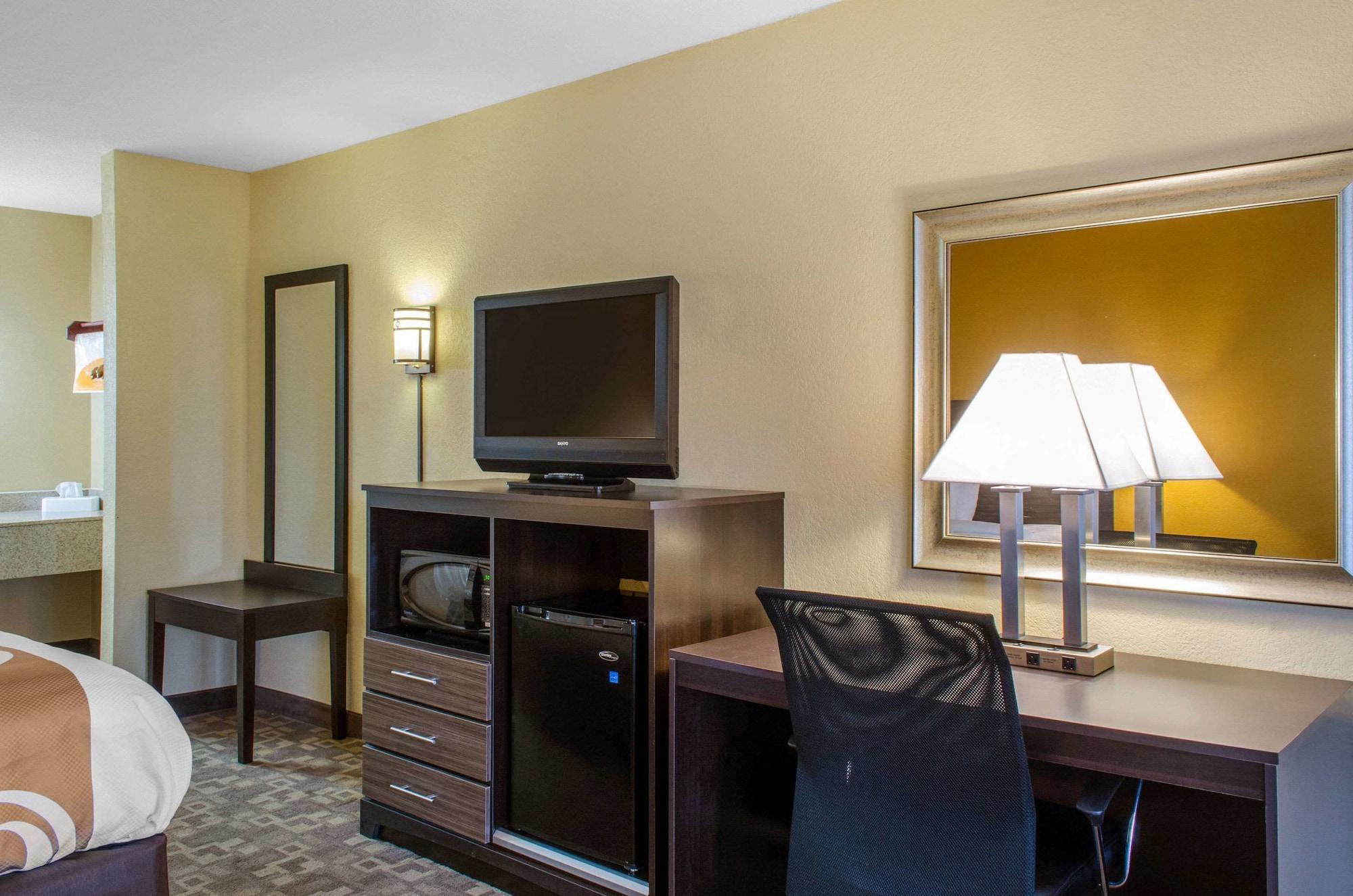 Quality Inn University Area Troy Exterior photo