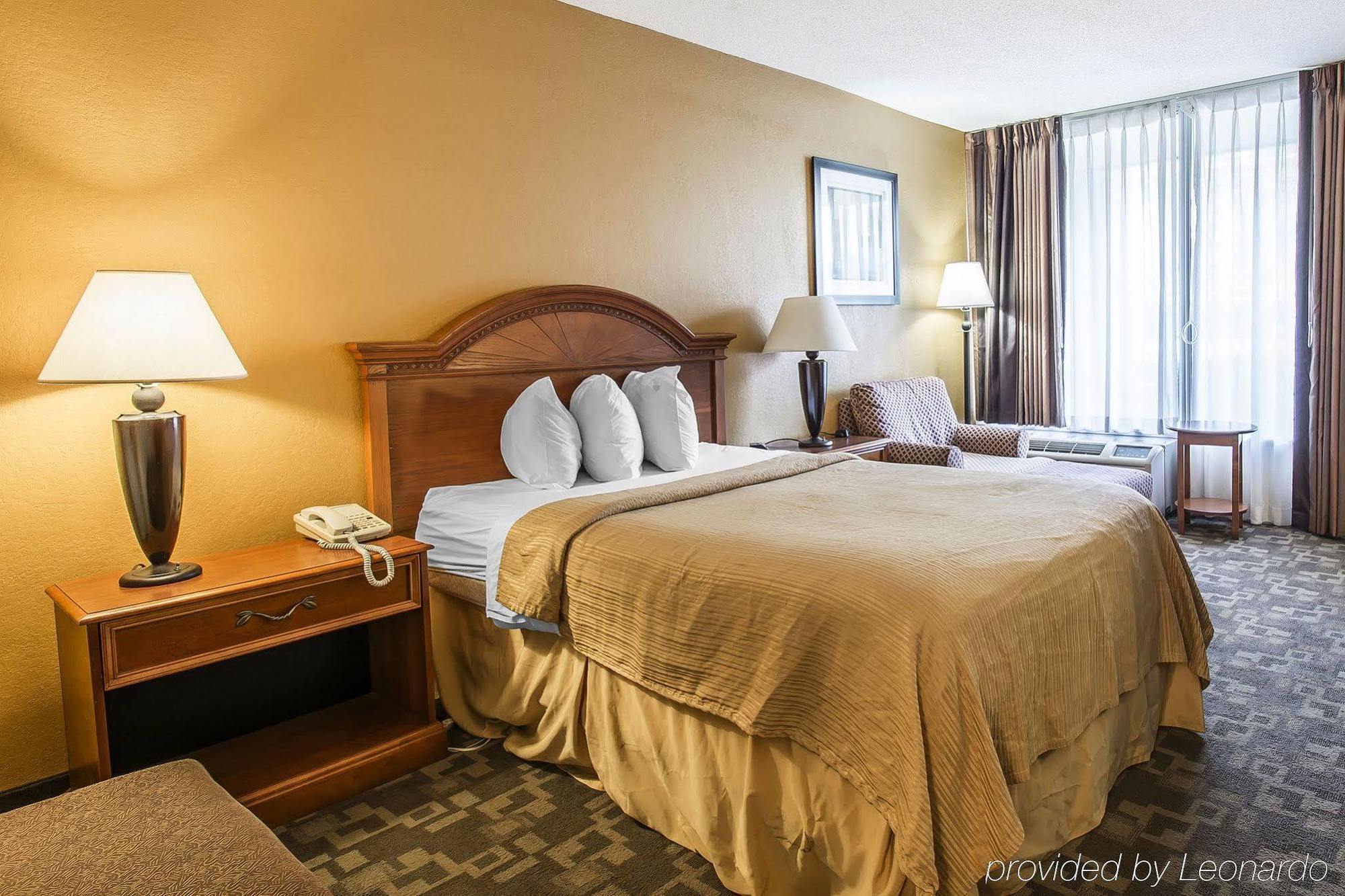 Quality Inn University Area Troy Exterior photo