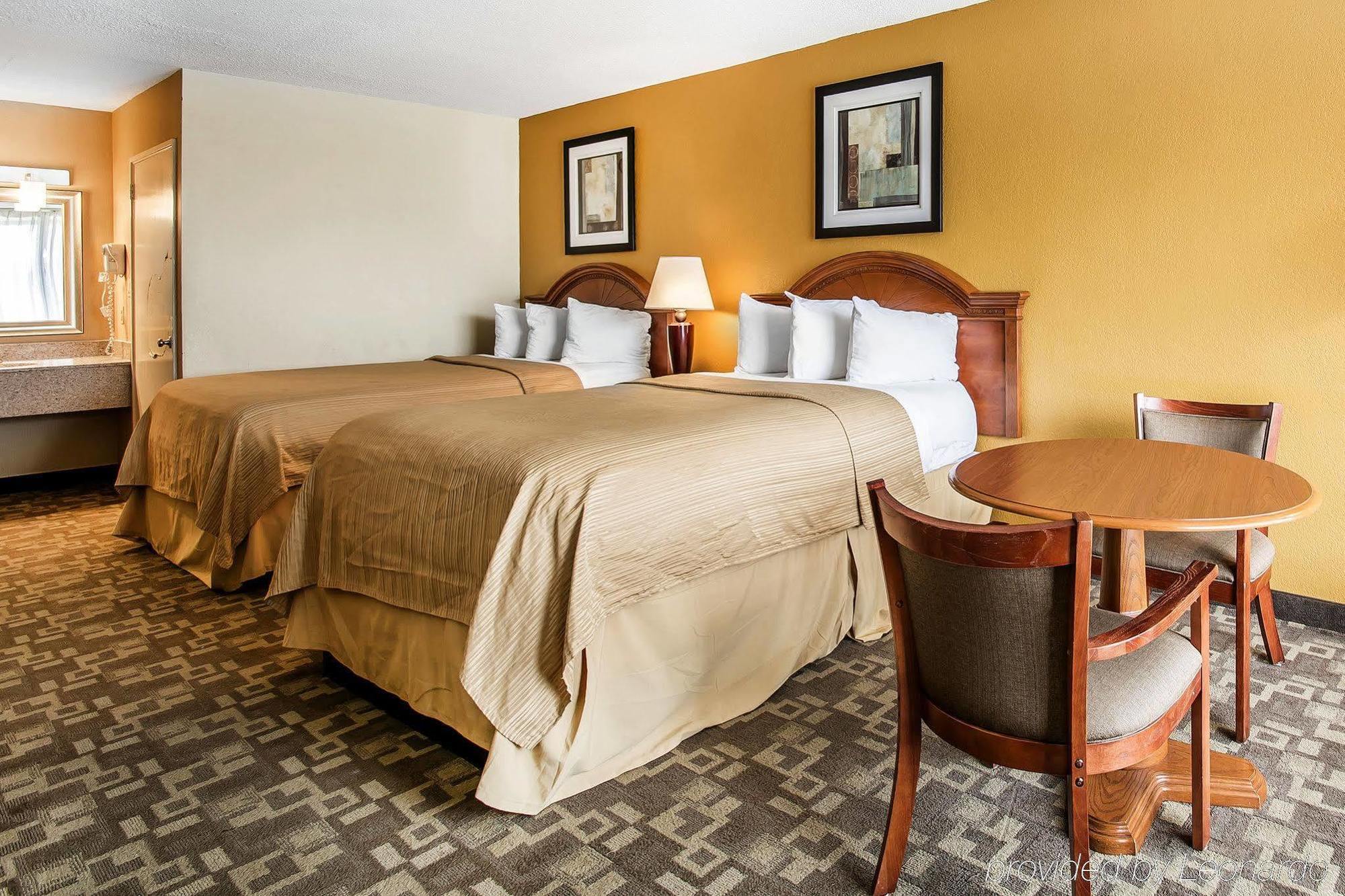 Quality Inn University Area Troy Exterior photo